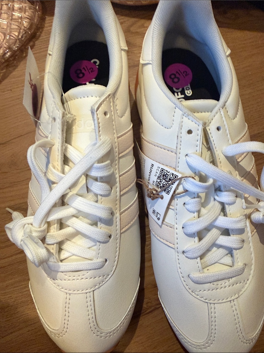 Adidas Women’s Runvista Cream-White Classic Low-Top Sneakers